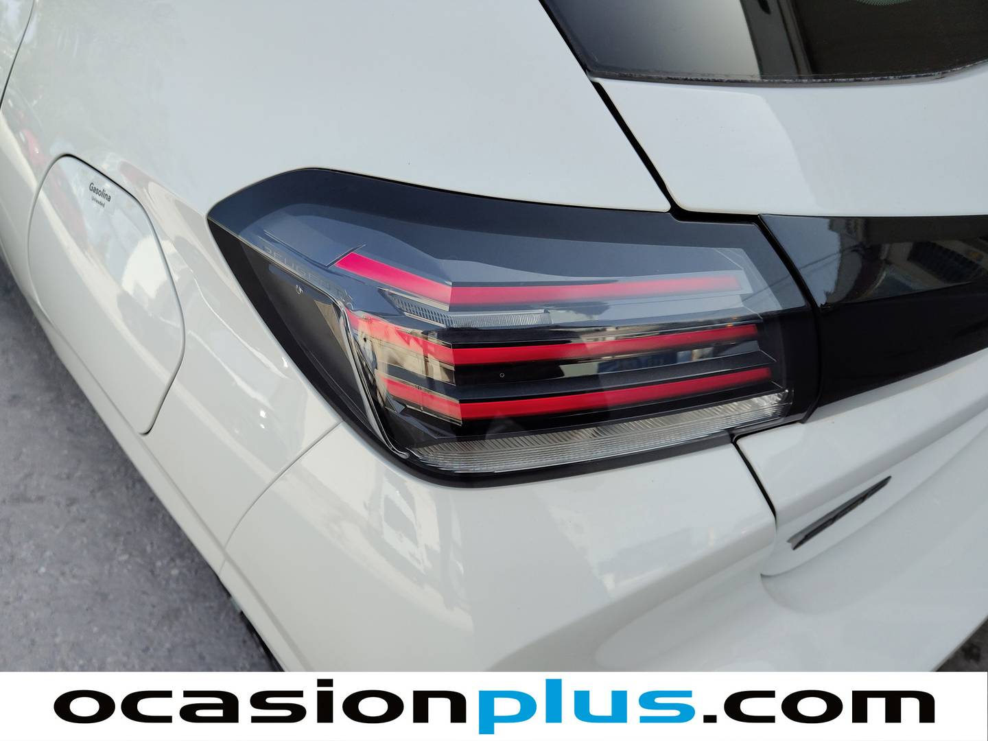 Extras del Peugeot 208 Peugeot 208 Style Hybrid 100 eDCS6 (100 CV)