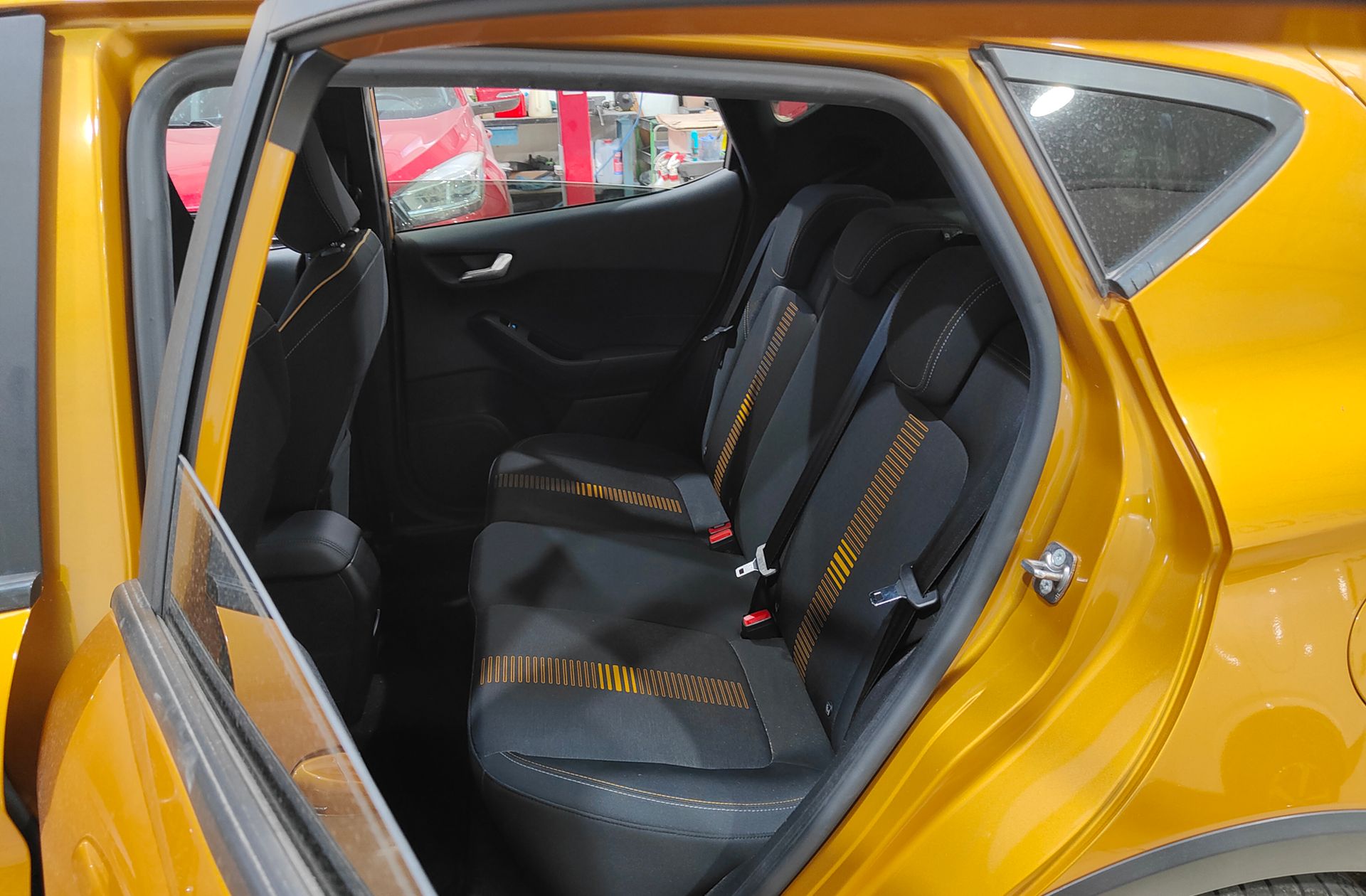 Ford Fiesta 1.0 EcoBoost Active - foto 11
