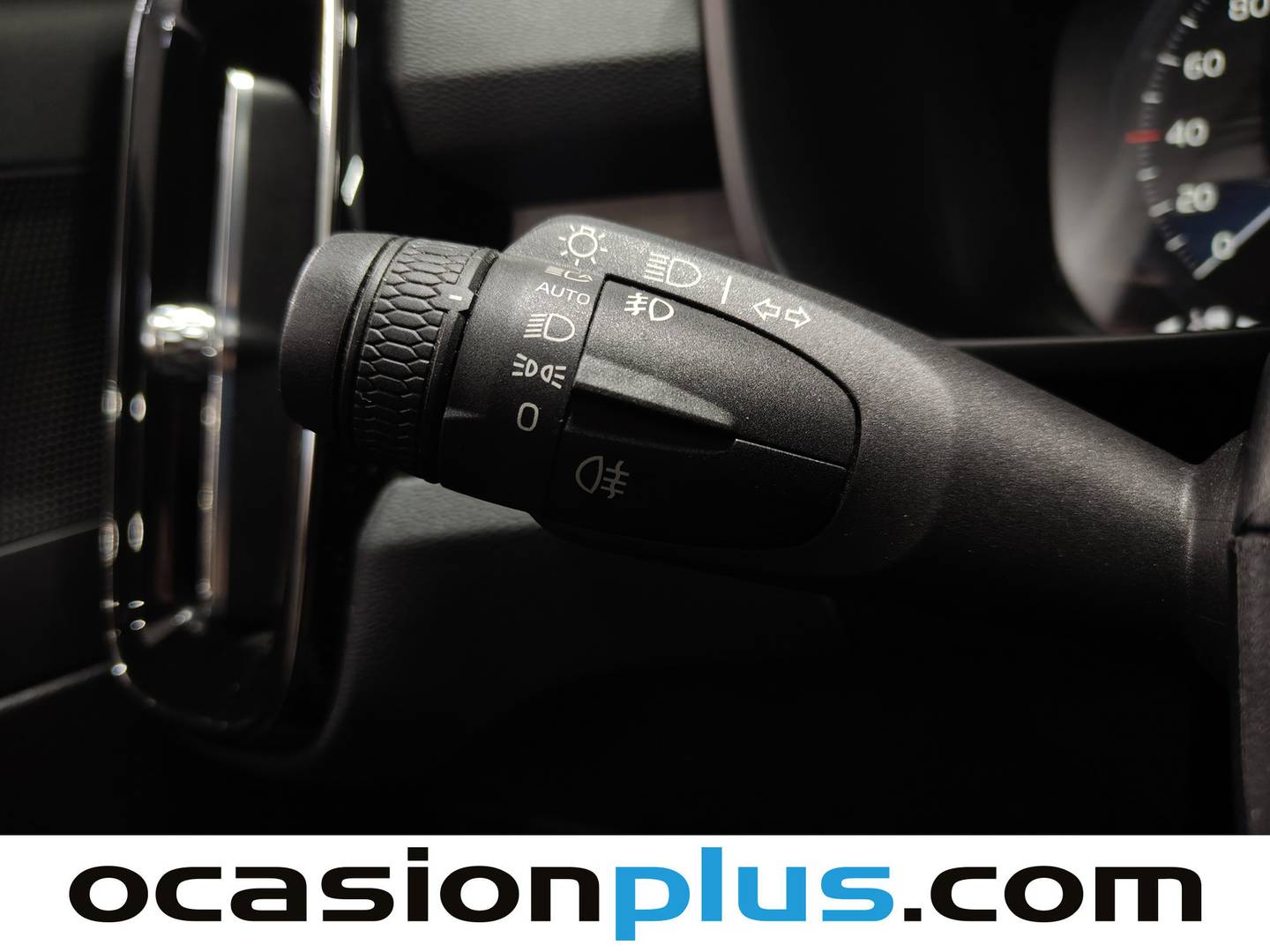 Volvo XC40 Volvo XC40 B3 G Momentum Pro Auto (163 CV) seminuevo