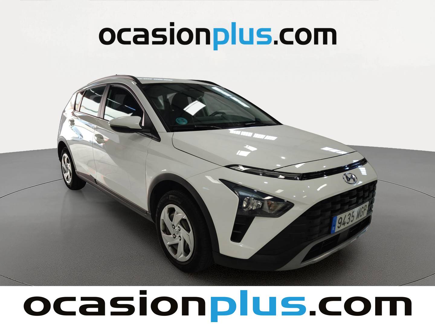 Foto delantera Hyundai Bayon Hyundai Bayon 1.2 MPI Essence (84 CV) derecha