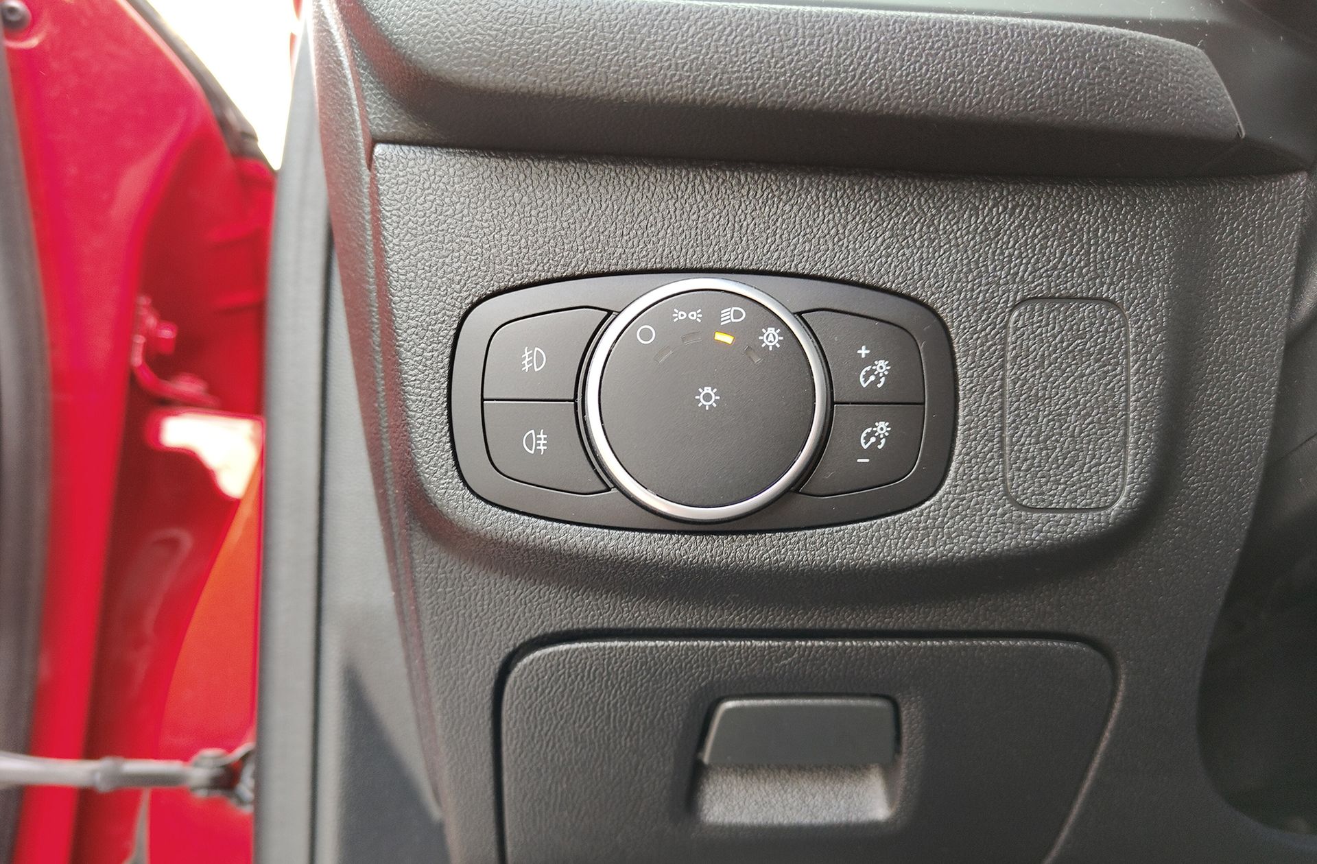 Ford Focus 1.5 EcoBoost ST-Line - foto 25