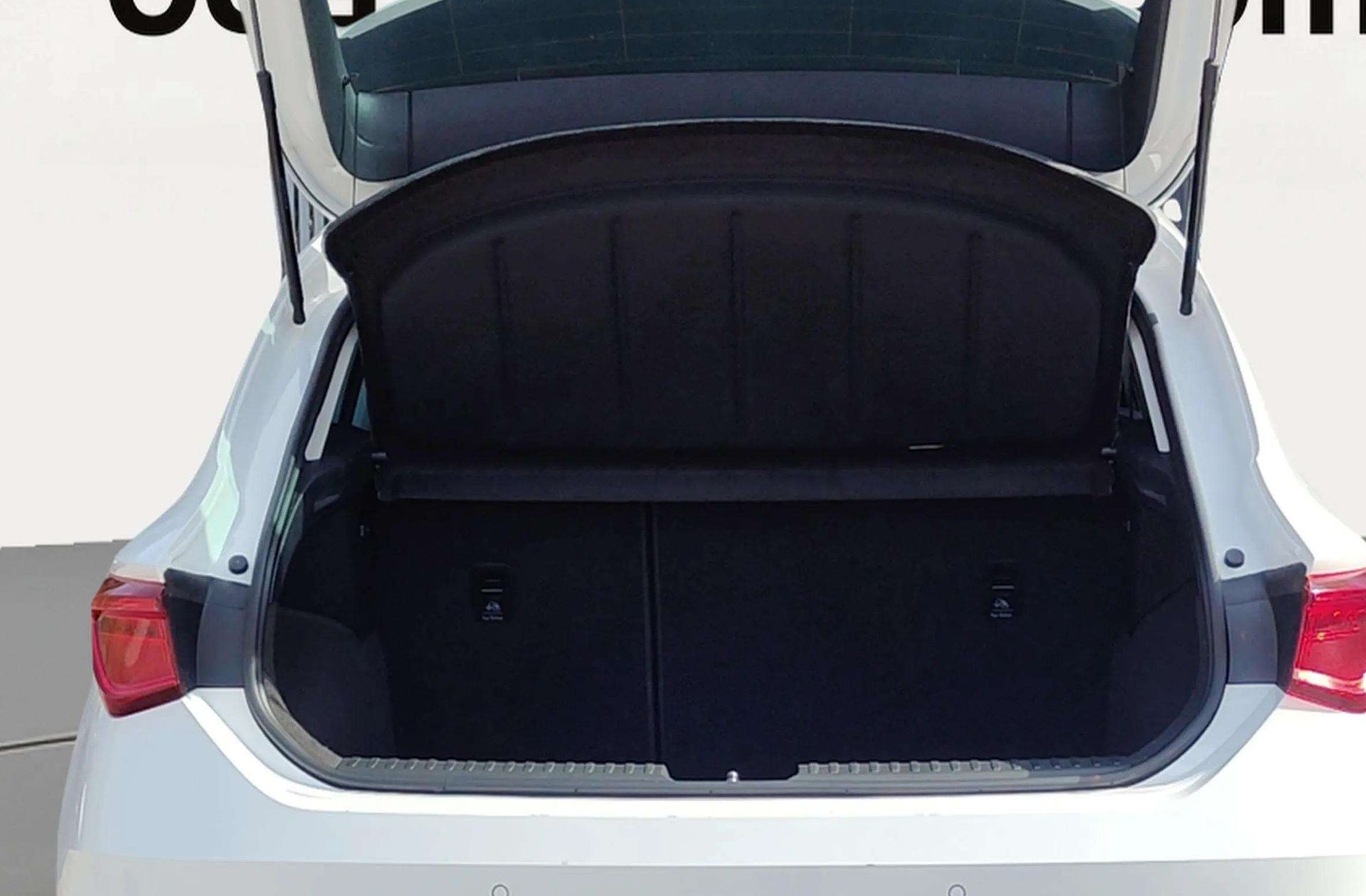 SEAT León 1.5 TSI Style 25 Aniversario - foto 15