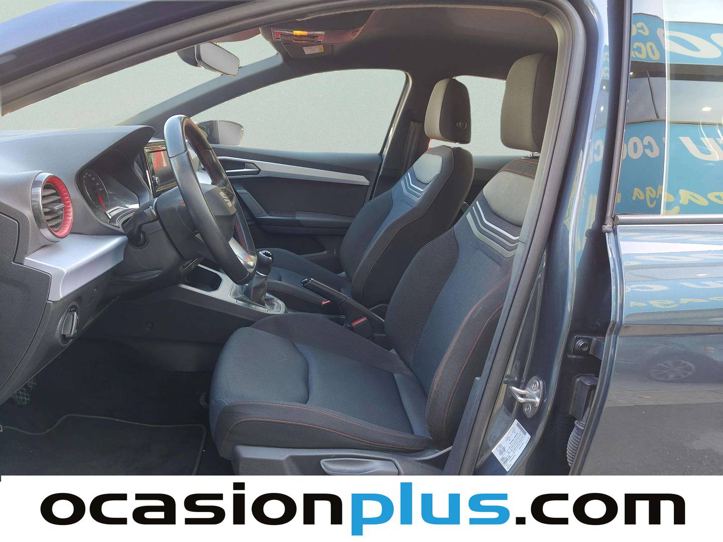 Foto asientos delanteros Seat Ibiza Seat Ibiza 1.0 TSI S&S FR XS (110 CV)