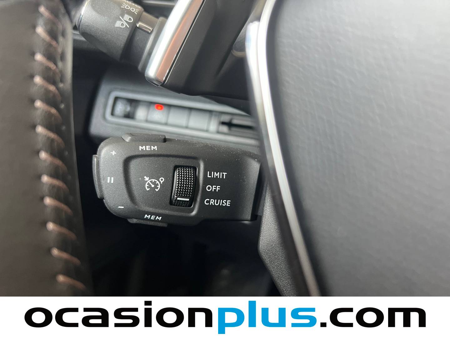 Foto Peugeot 3008 Peugeot 3008 BlueHDI 130 S&S Allure EAT8  (130 CV)