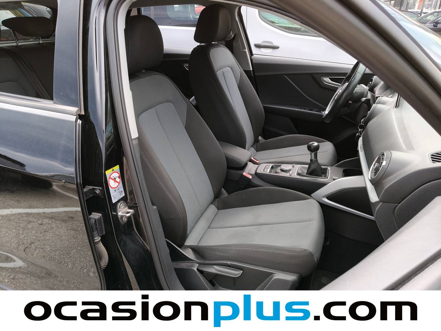 Foto Audi Q2 Audi Q2 design edition 1.6 TDI (116 CV)