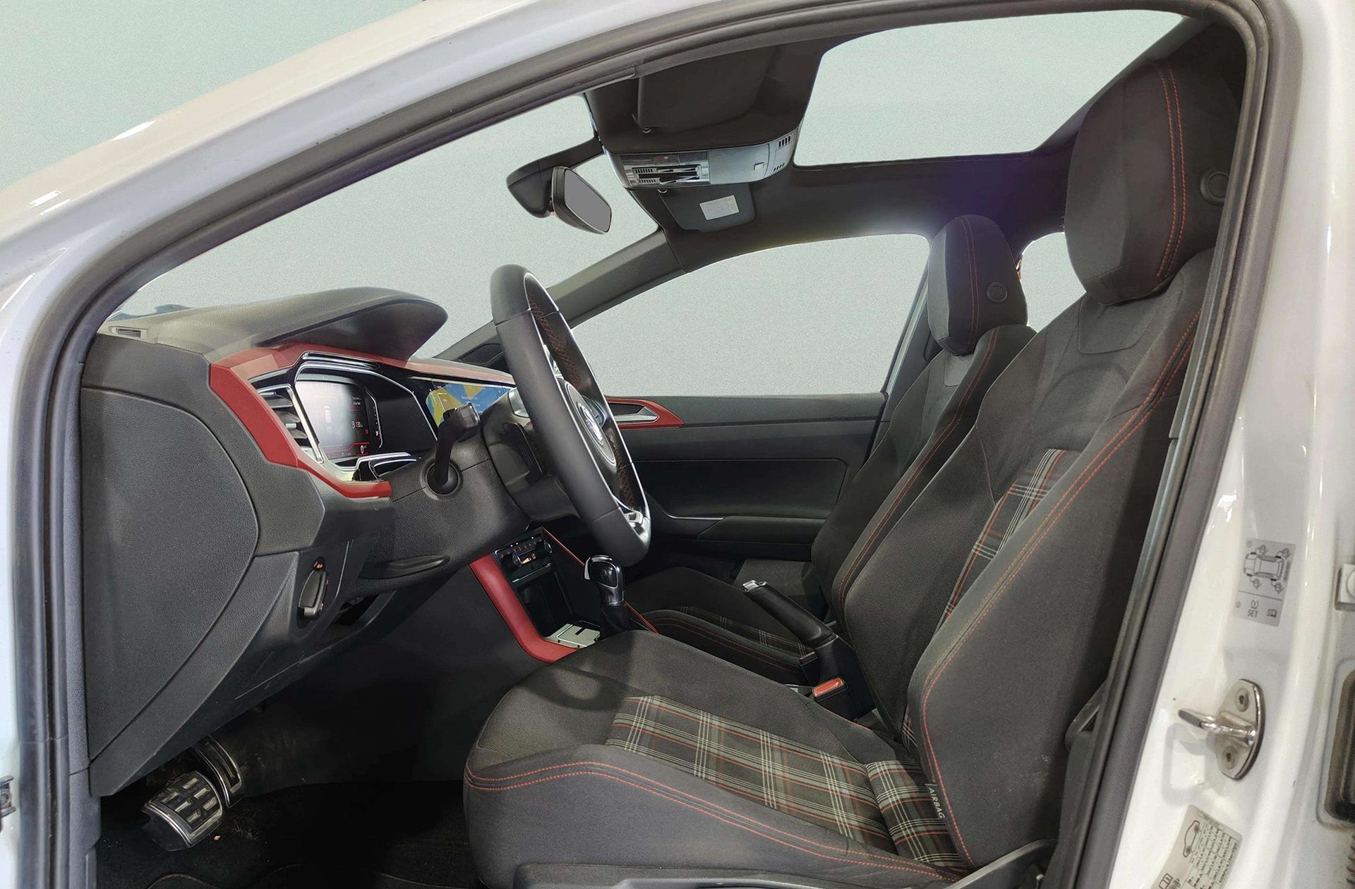 Volkswagen Polo GTI 2.0 TSI DSG - foto 13