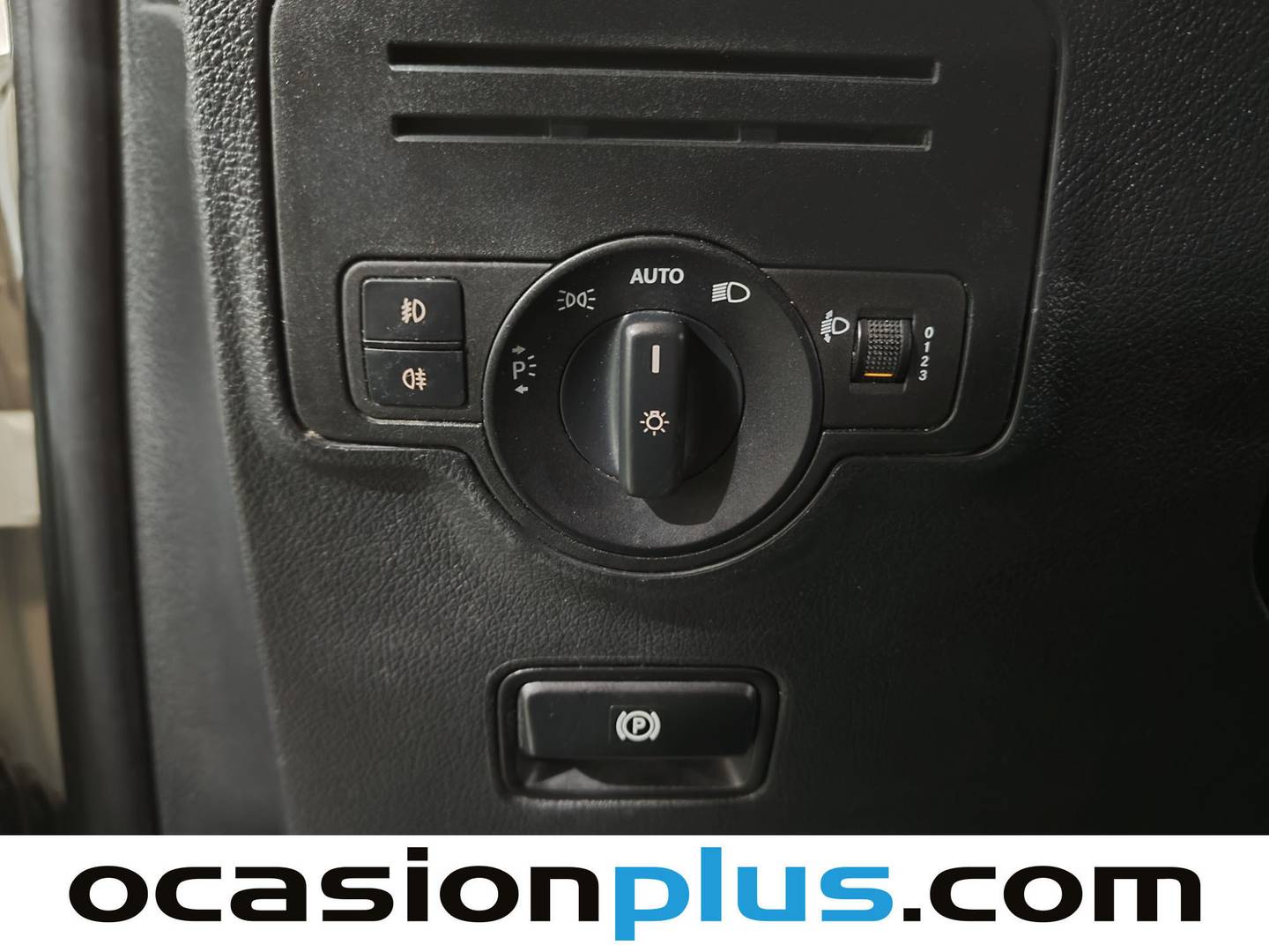 Equipamiento del Mercedes Vito Mercedes Vito Furgon 109 CDI Compacta (88 CV)