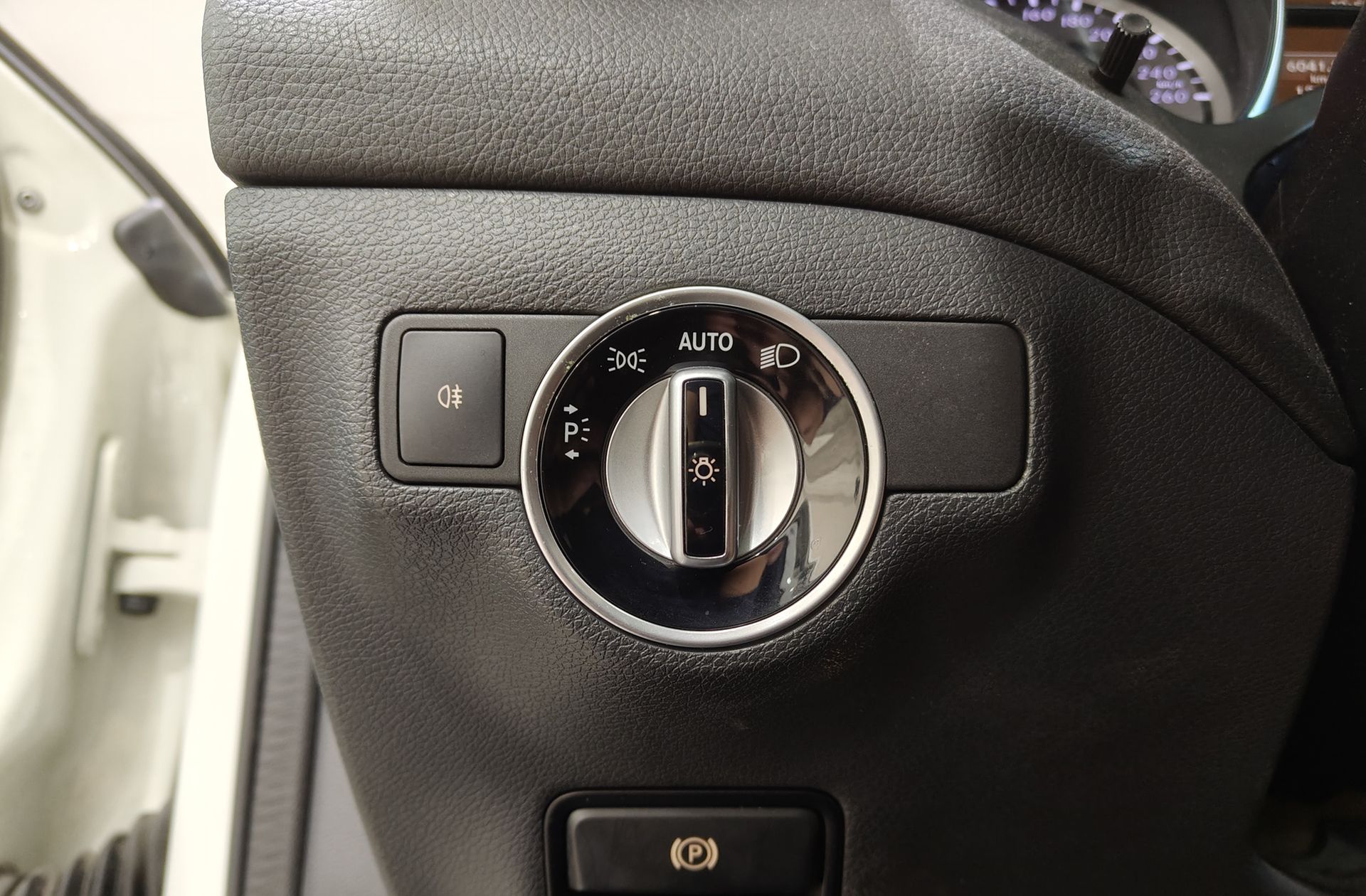 Mercedes-Benz GLA 200 d AMG Line - foto 14