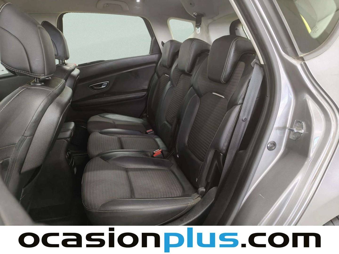Foto asientos traseros Renault Scénic Renault Scenic Zen Energy TCe (130 CV)
