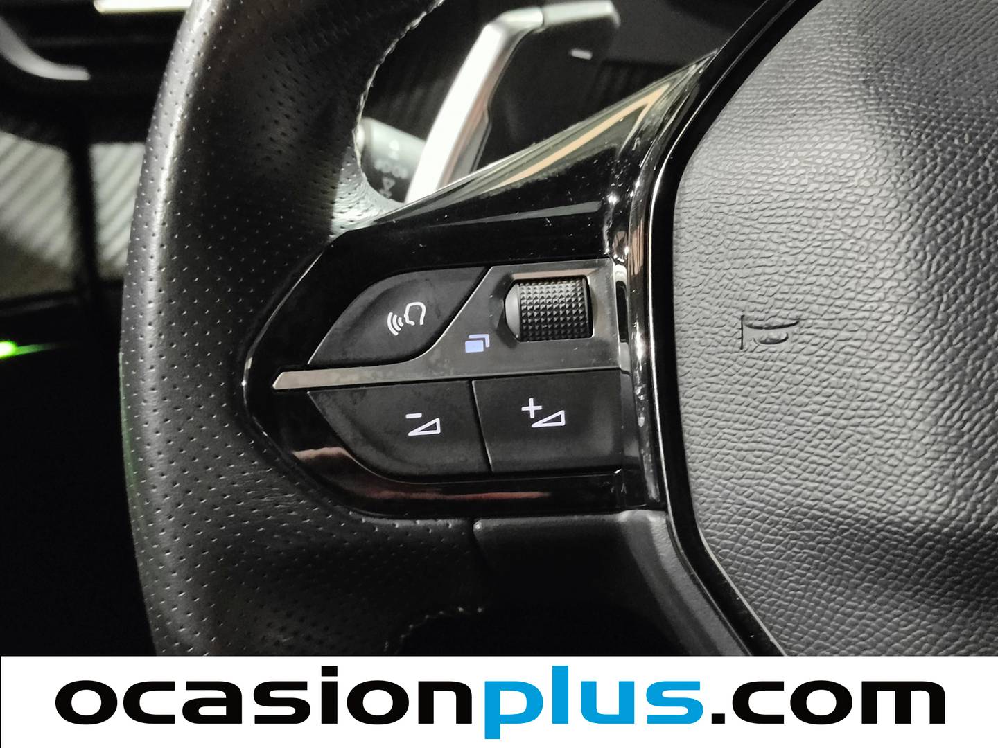 Foto Peugeot 2008 Peugeot 2008 BlueHDI 130 S&S GT Pack EAT8 (130 CV)