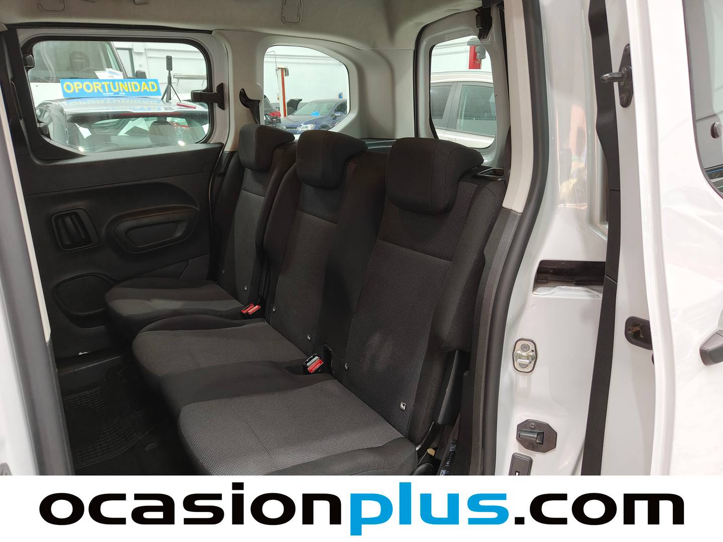 Foto asientos traseros Peugeot Rifter Peugeot Rifter Active Pack Business Standard BlueHDi (100 CV)