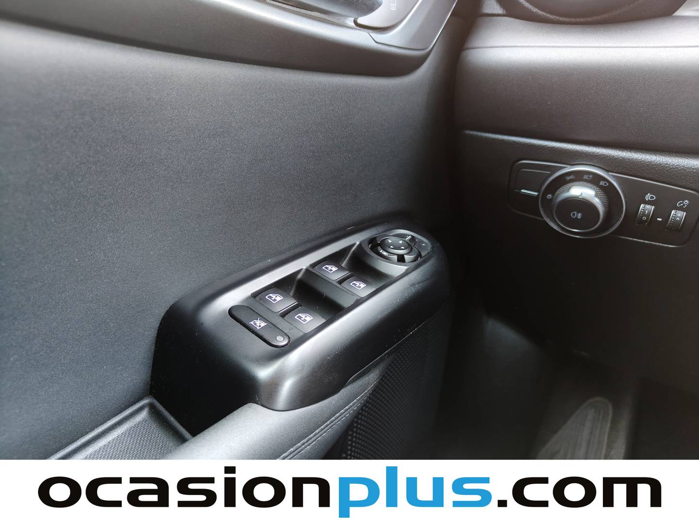 Foto Alfa Romeo Tonale Alfa Romeo Tonale 1.5 MHEV Sprint FWD (130 CV)