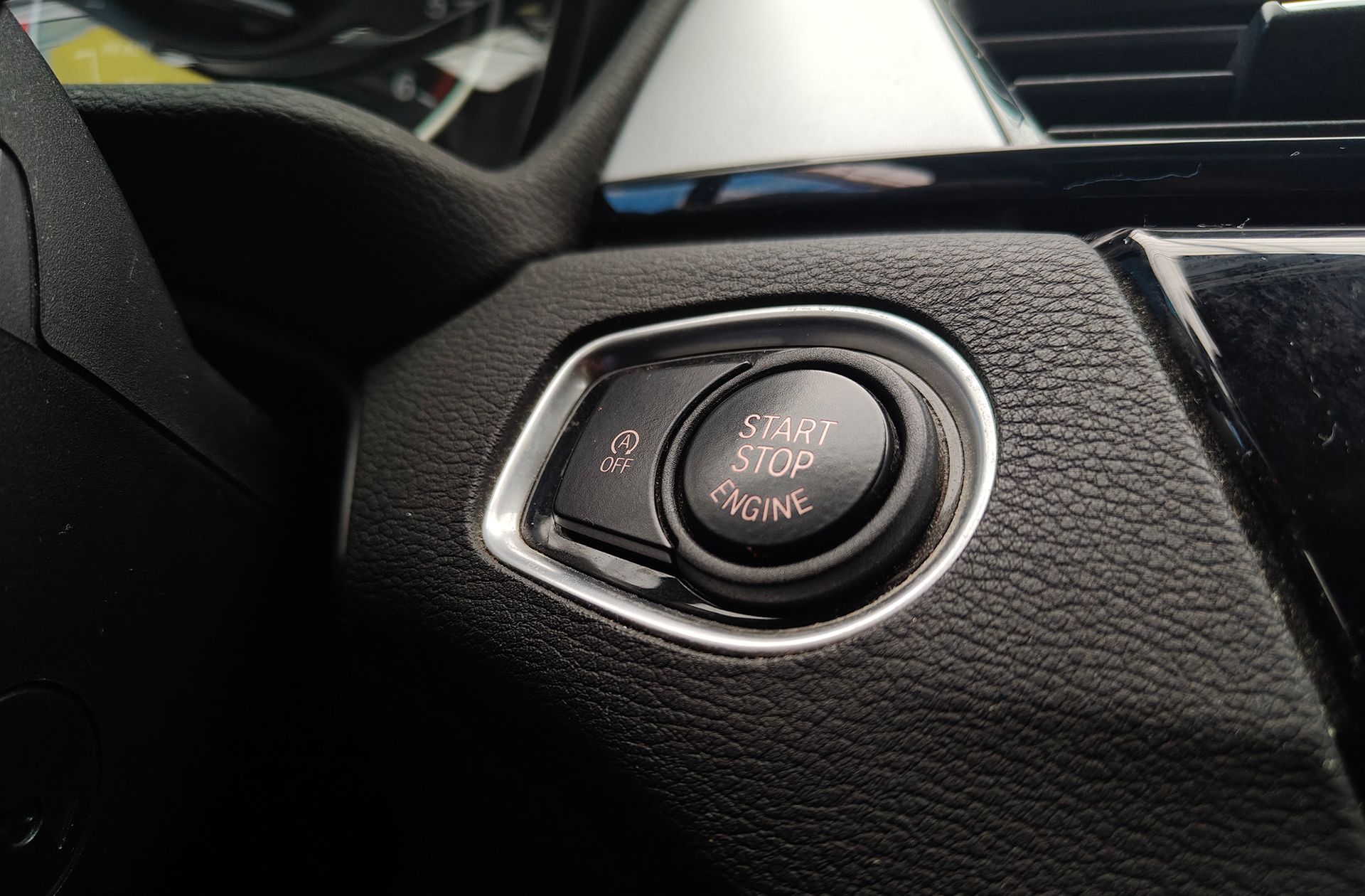 BMW X1 sDrive18d Business - foto 39