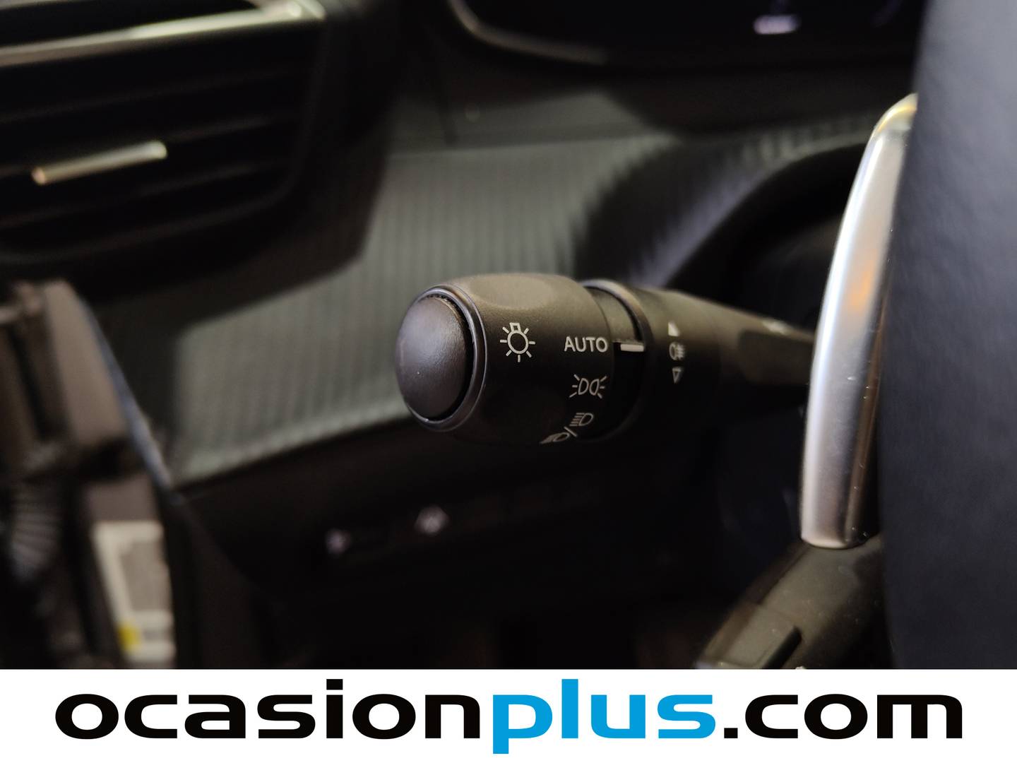 Peugeot 2008 Peugeot 2008 Allure Hybrid eDCS6 (136 CV) de ocasión