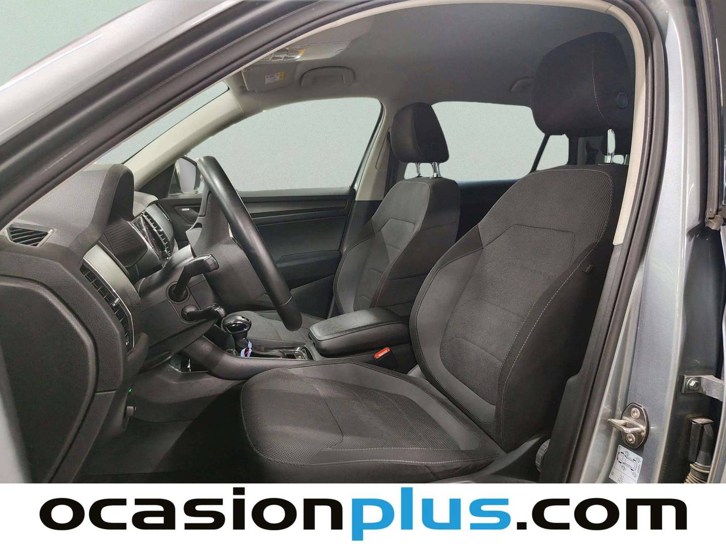 Foto asientos delanteros Skoda Kodiaq Skoda Kodiaq 2.0 TDI Ambition 4x2 DSG (150 CV) 7 Plazas