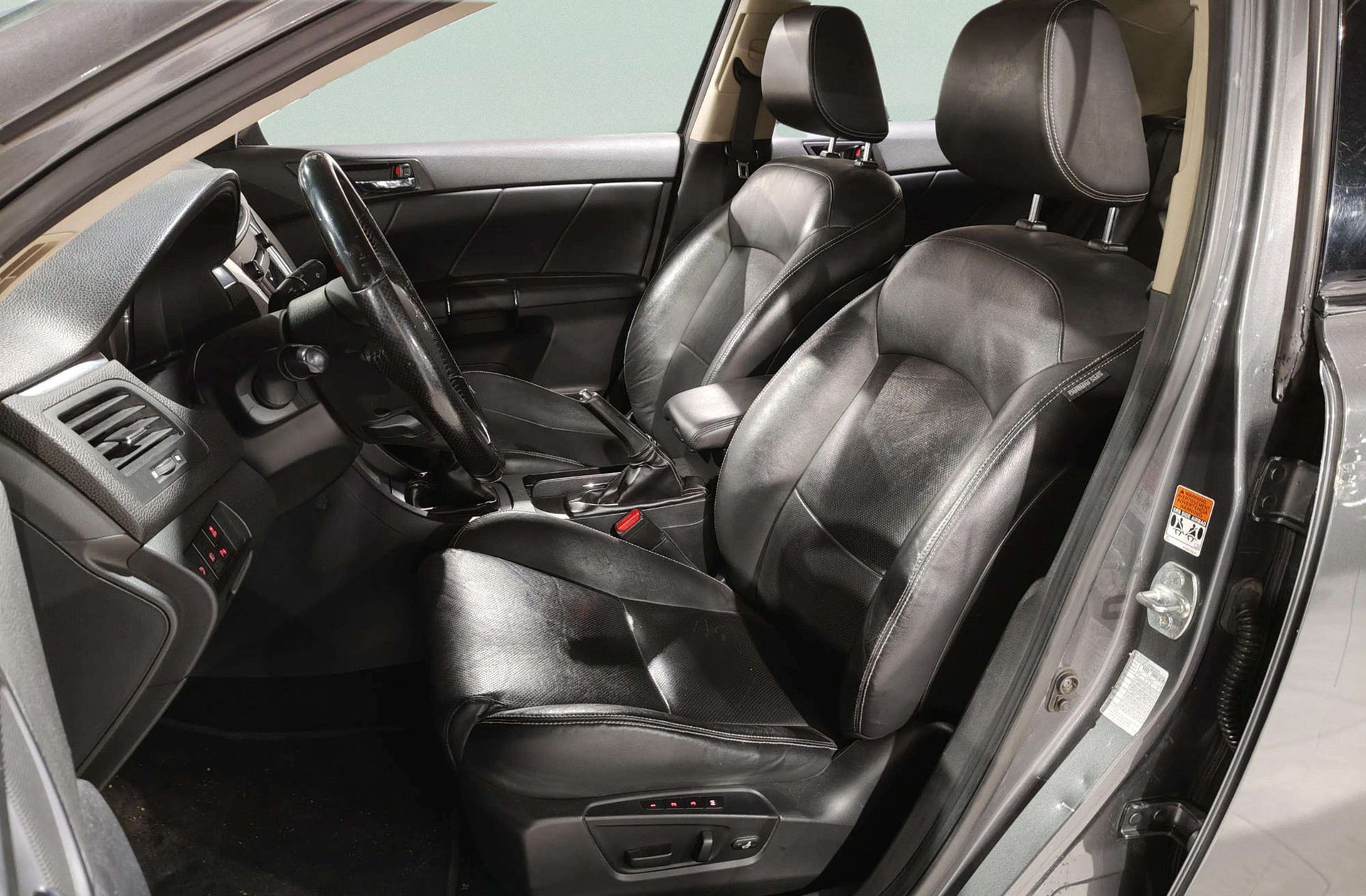 Suzuki Kizashi 2.4 Sport - foto 10