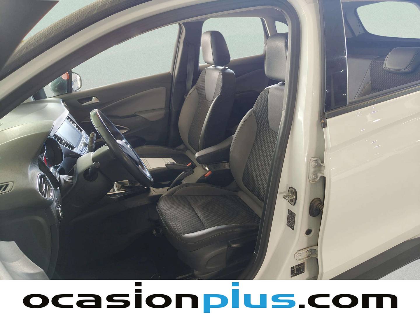 Foto asientos delanteros Opel Crossland X Opel Crossland X 1.6 Turbo S&S Excellence (120 CV)