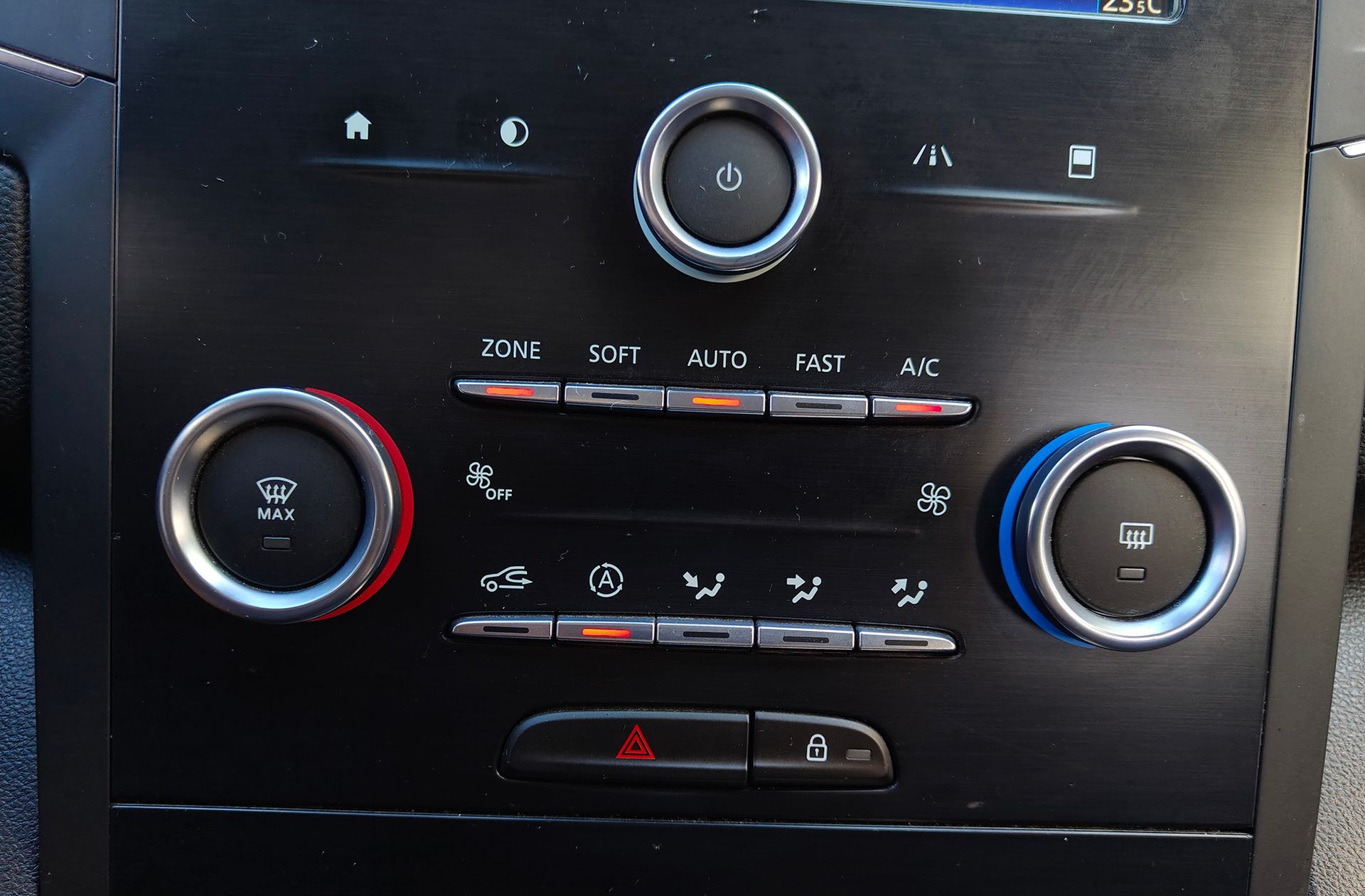 Renault Mégane Zen TCe GPF - foto 31