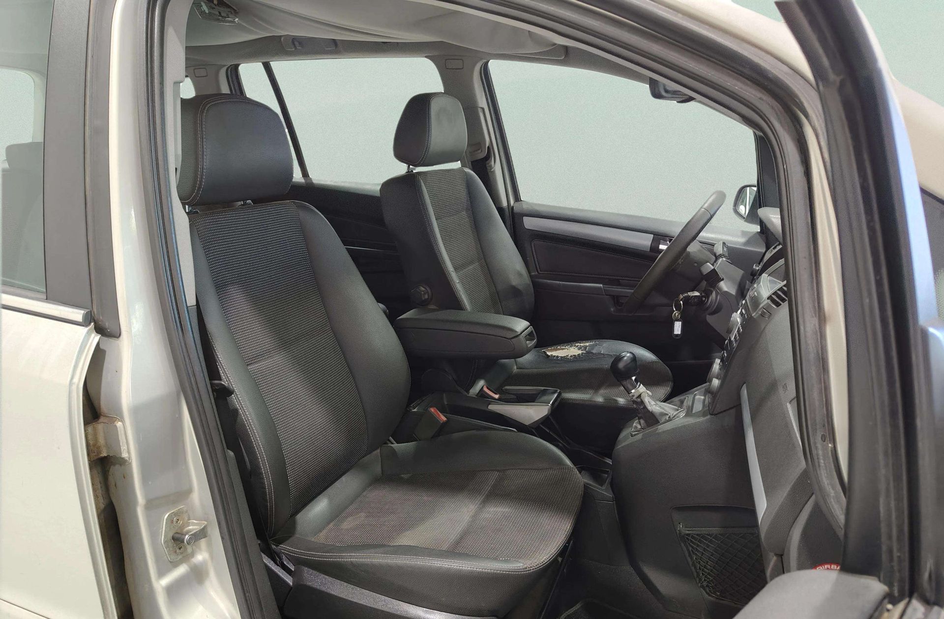 Opel Zafira 1.8 16v Cosmo - foto 16