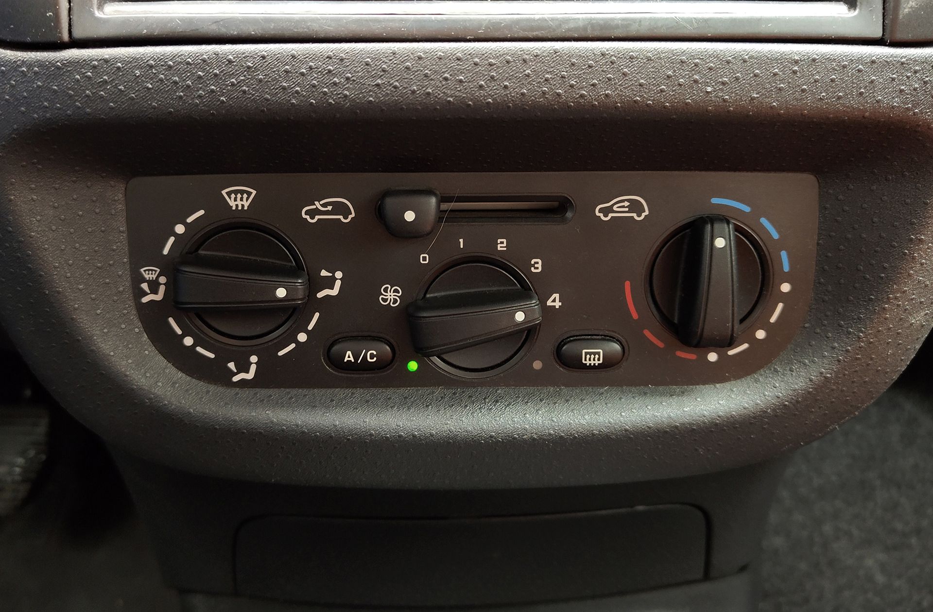 Citroën C2 1.4i SX - foto 21