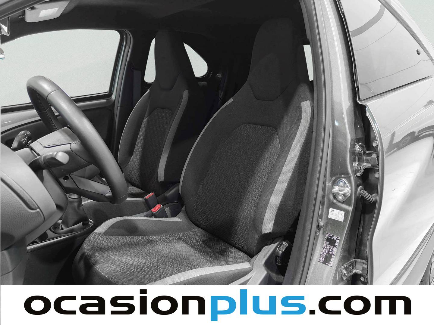 Foto asientos delanteros Toyota Aygo X Cross Toyota Aygo X Cross 1.0 VVT-I Like (72 CV)