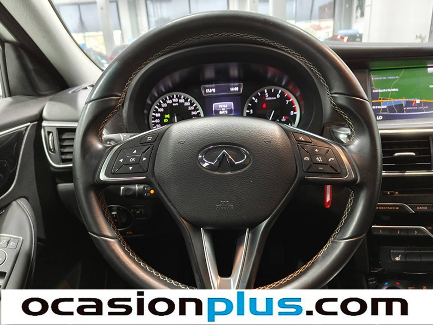 Foto Infiniti Q30 Infiniti Q30 1.6T Premium (122 CV)