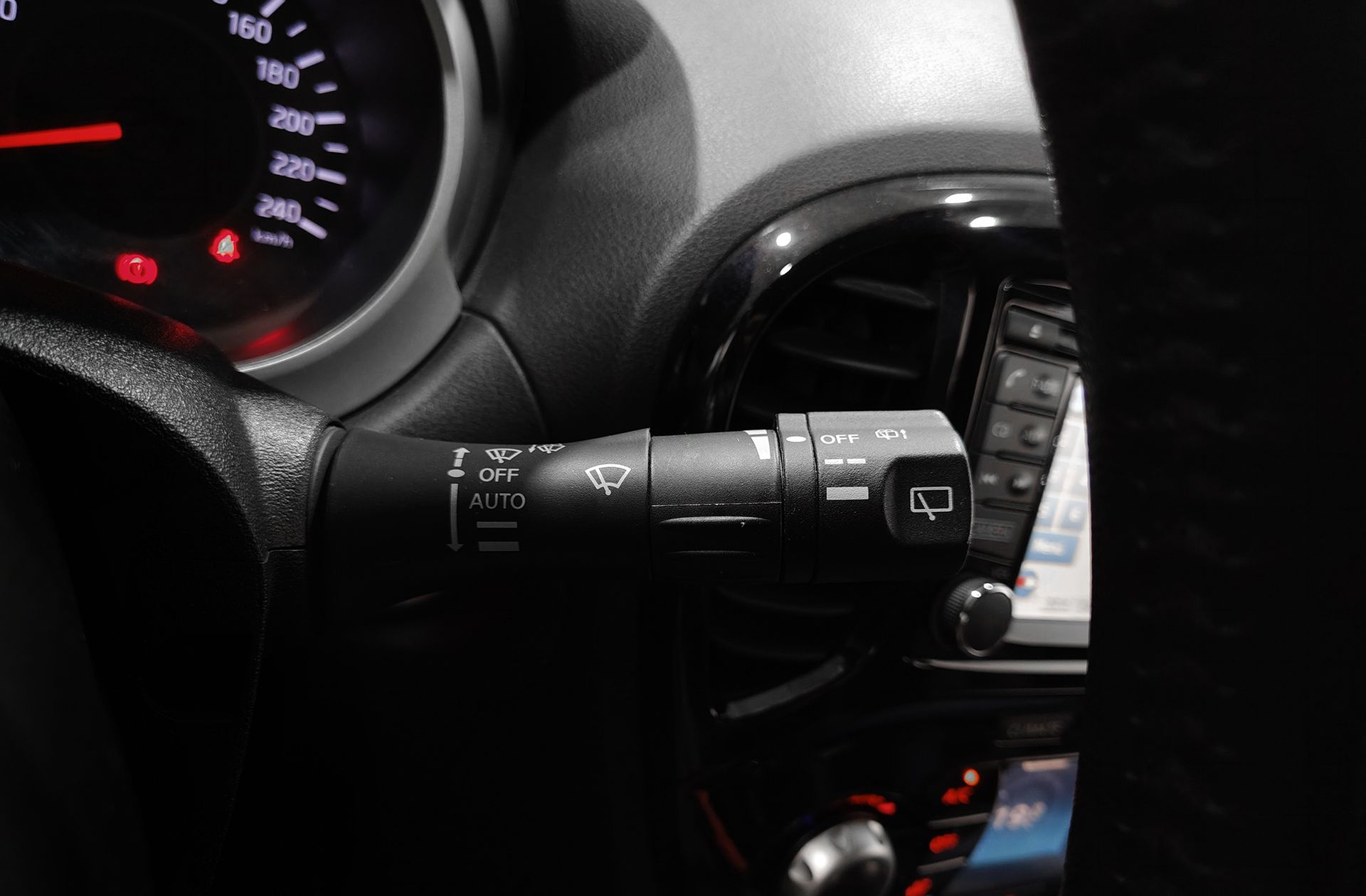 Nissan Juke 1.2 DIG-T N-Connecta - foto 29