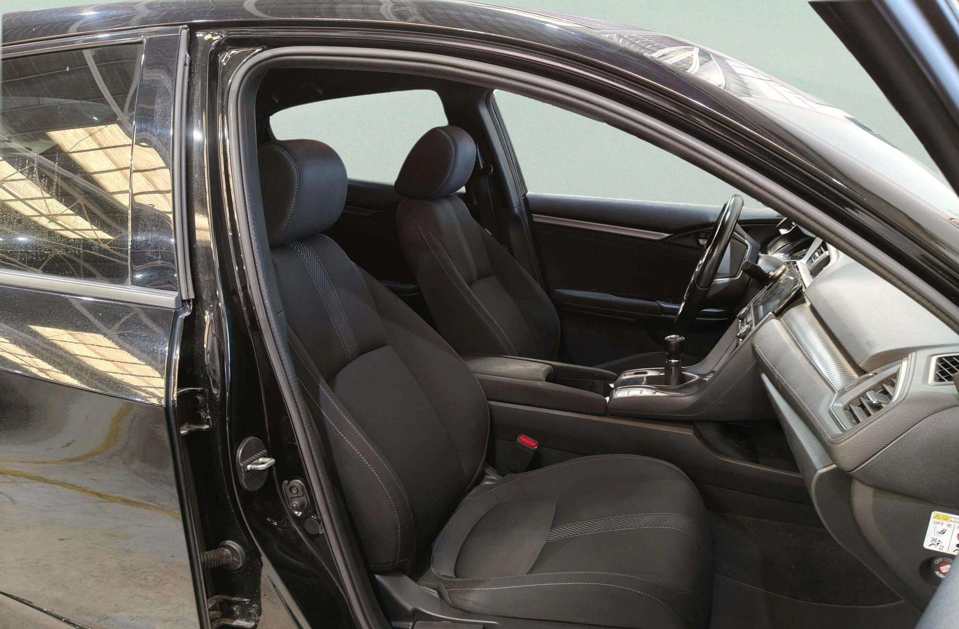 Honda Civic 1.5 I-VTEC Turbo Sport - foto 20