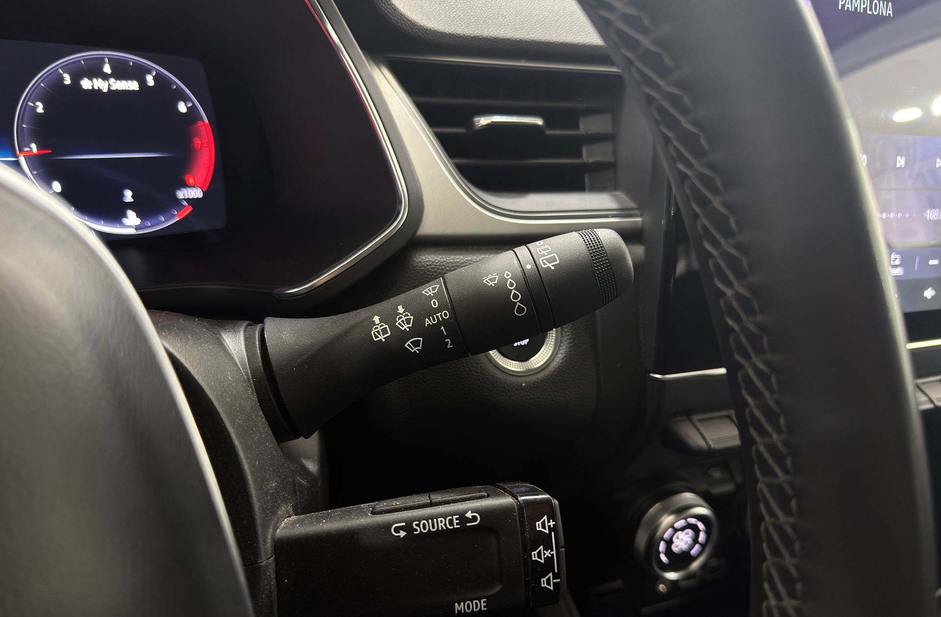 Renault Captur Techno TCe - foto 25