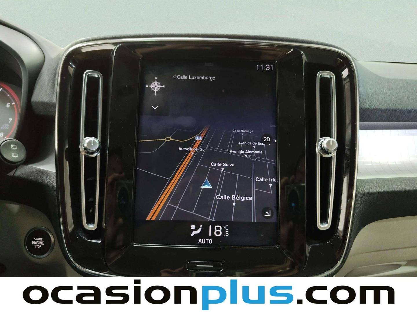 Extras y acabados del Volvo XC40 Volvo XC40 T3 Business Plus (163 CV)