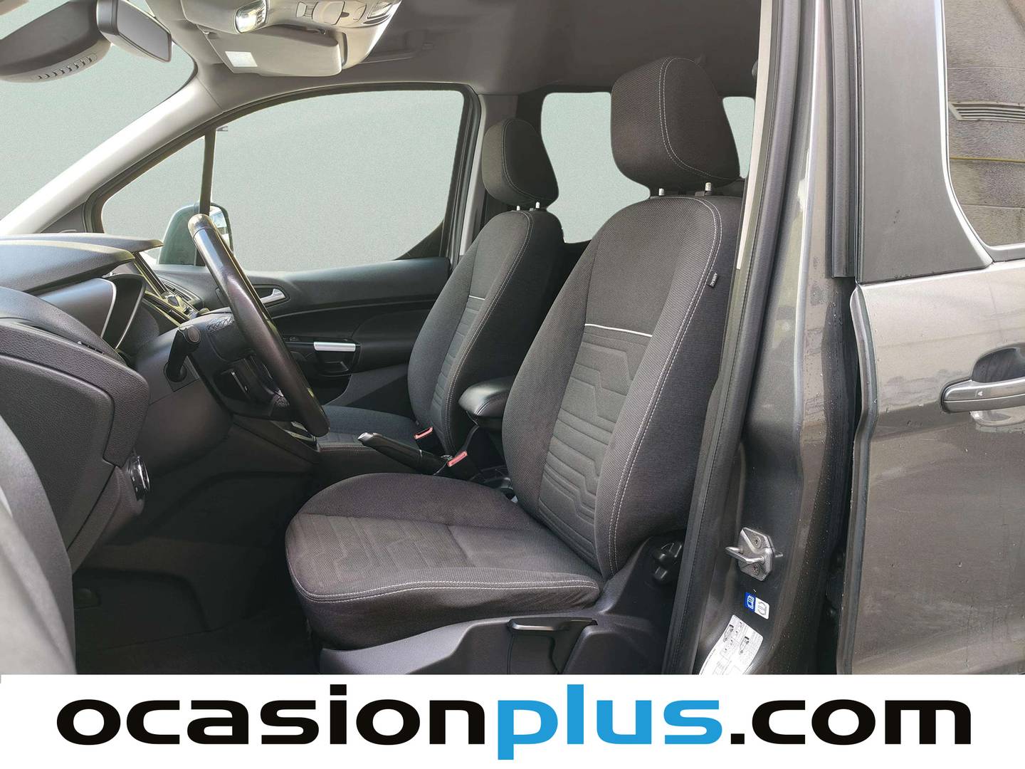 Foto asientos delanteros Ford Grand Tourneo Connect Ford Grand Tourneo Connect 1.5 TDCi Titanium PowerShift (120 CV) 7 plazas