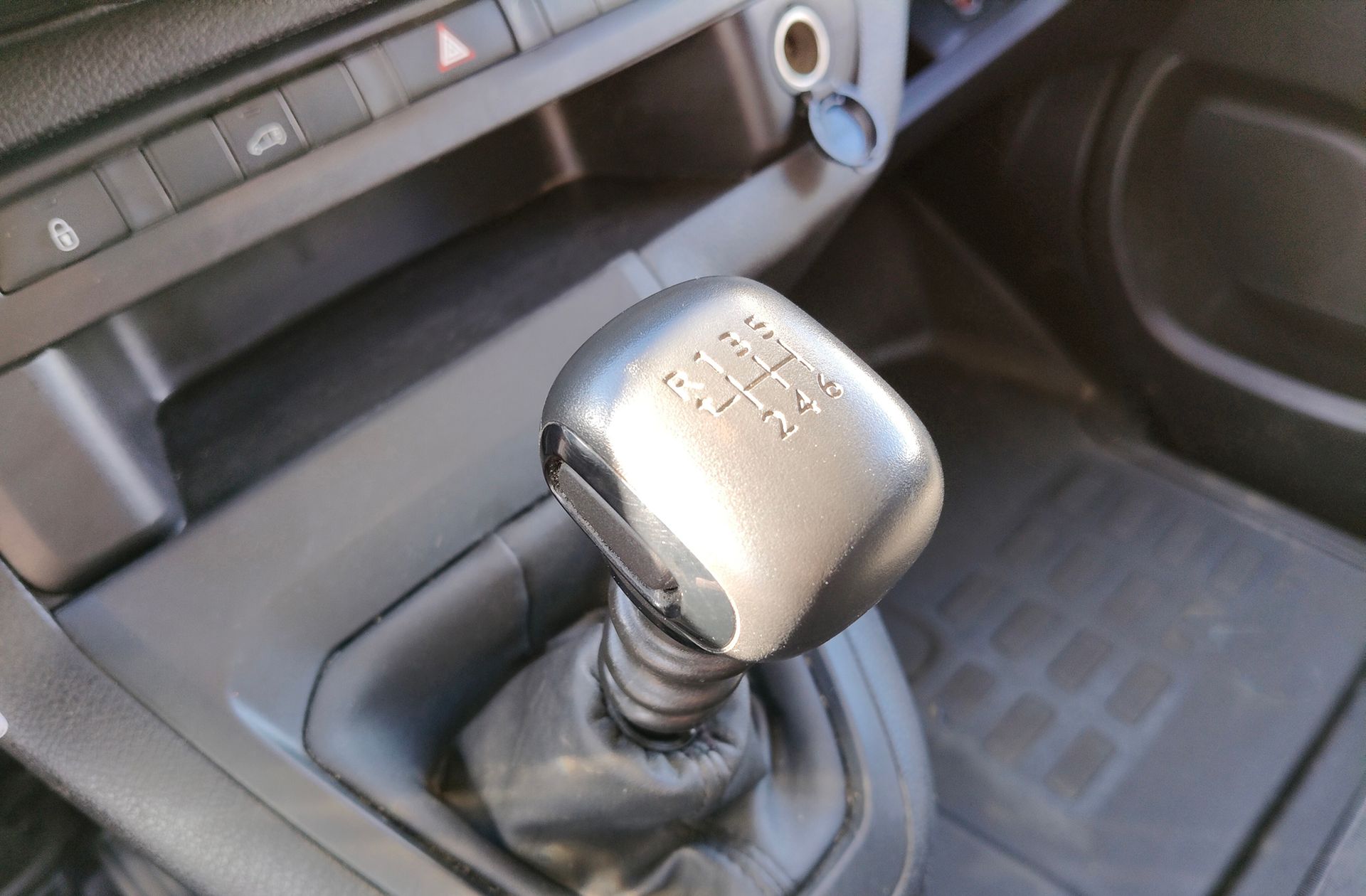 Peugeot Expert Furgon BlueHDi 100 Standard - foto 5