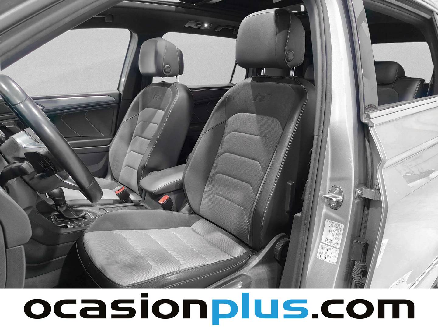 Foto asientos traseros Volkswagen Tiguan Allspace Volkswagen Tiguan Allspace Sport 2.0 TDI 4Motion (200 CV) DSG Pack R-line
