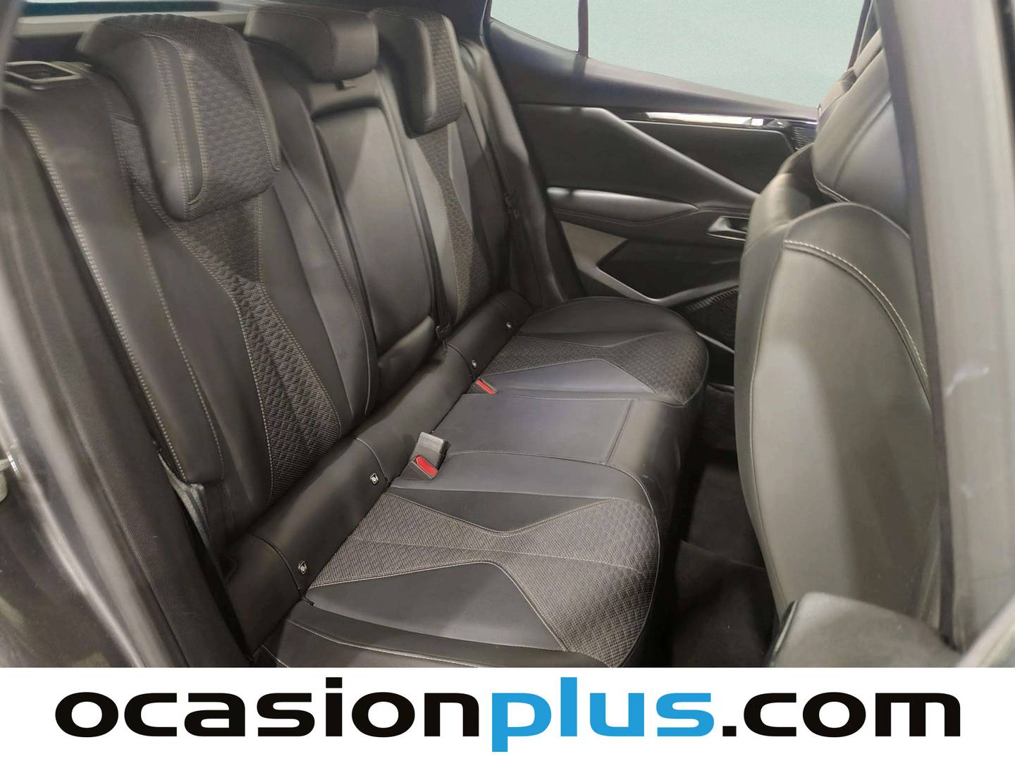 Foto DS DS 4 DS DS4 BlueHDi 130 Trocadero Auto (130 CV)