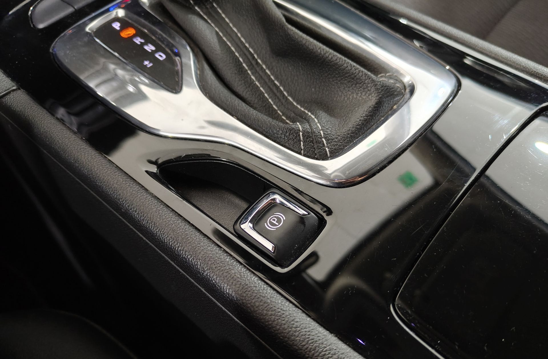 Opel Insignia GS 2.0 CDTI Turbo D Excellence - foto 33