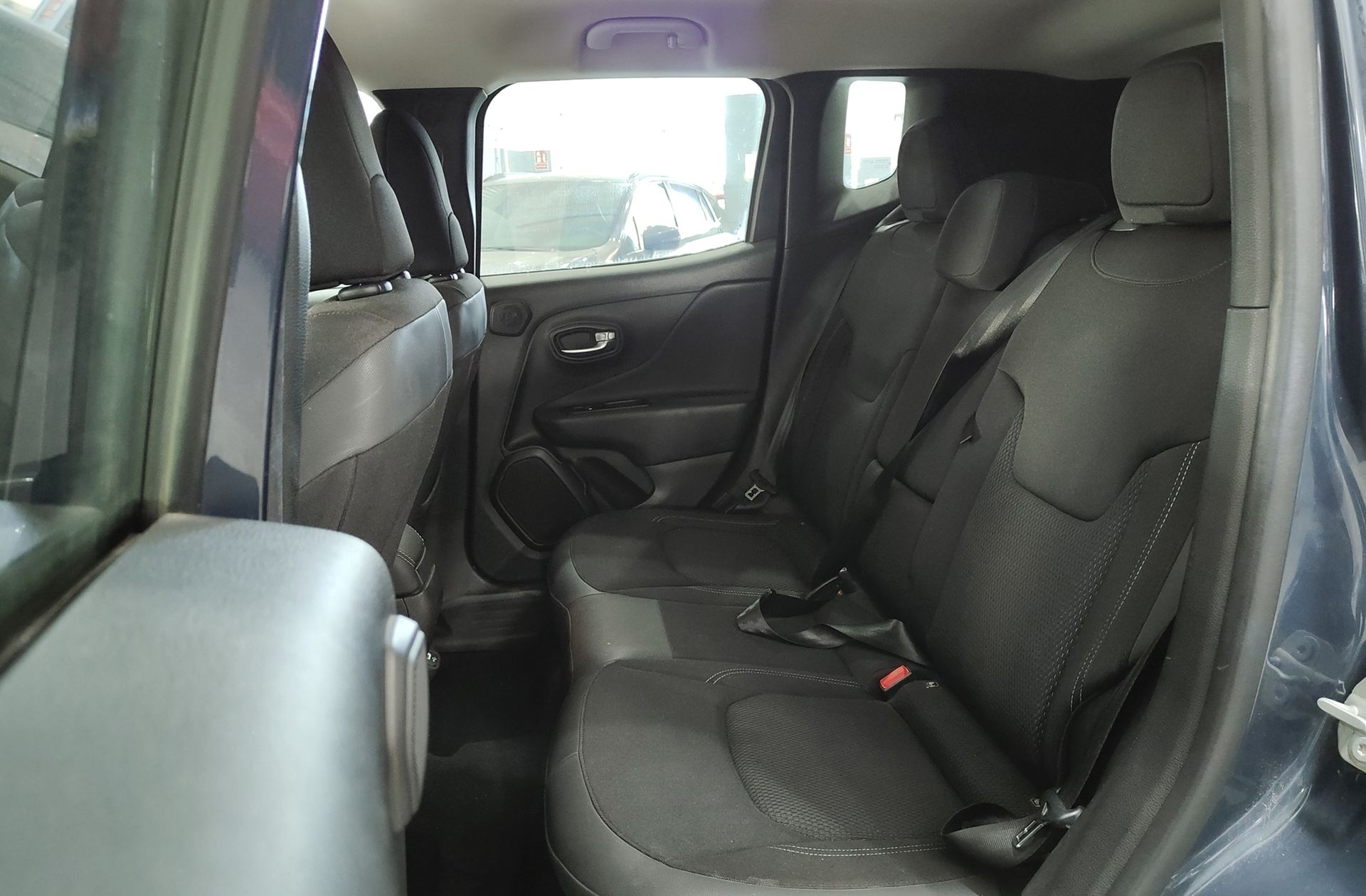 Jeep Renegade 1.3 PHEV S AWD - foto 13