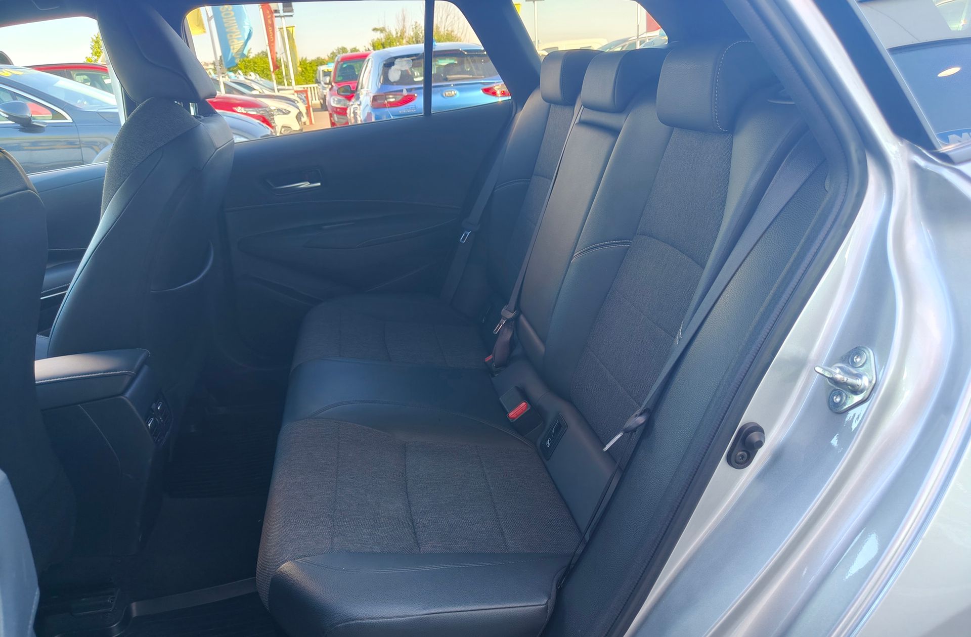 Toyota Corolla Touring Sport 125H Style E-CVT - foto 11