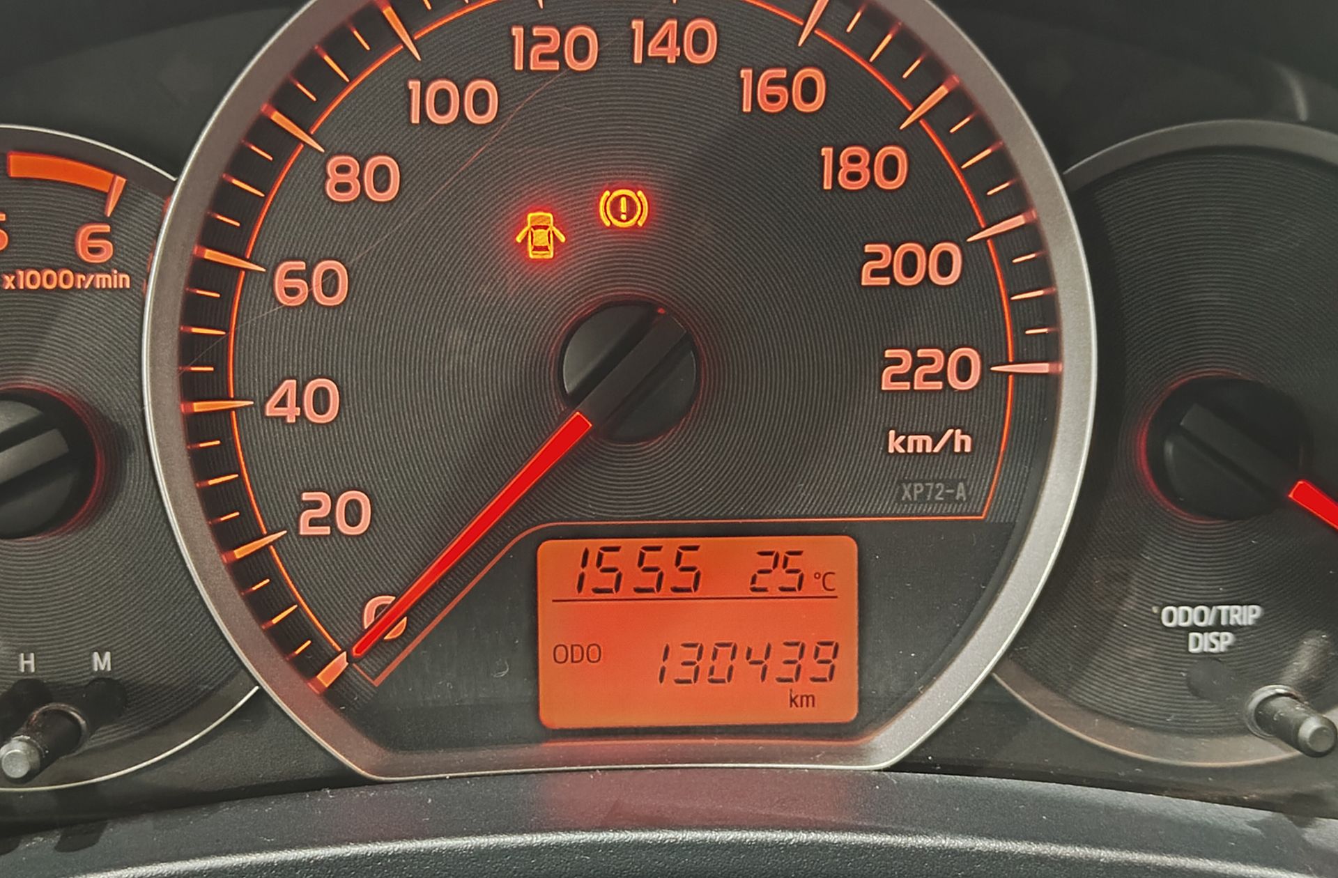 Toyota Yaris 90D Active - foto 8