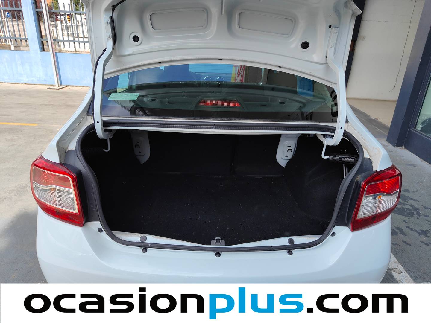 Fotos maletero Dacia Logan Dacia Logan 1.2 Ambiance (75 CV)