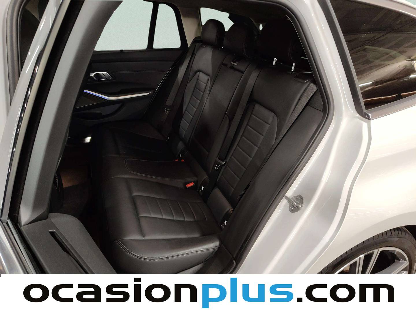 Foto asientos traseros BMW Serie 3 BMW Serie 3 330i xDrive Touring (258 CV)