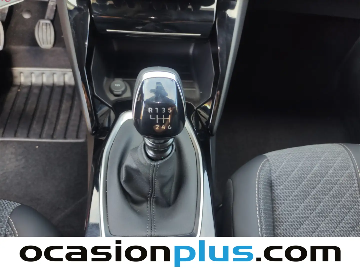 Foto Peugeot 2008 Peugeot 2008 PureTech 100 S&S Allure (100 CV)