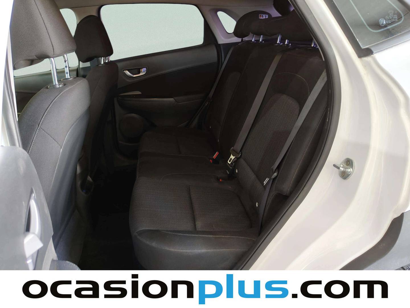 Foto asientos traseros Hyundai Kona Hyundai Kona 1.6 GDI HEV Maxx DCT (141 CV)