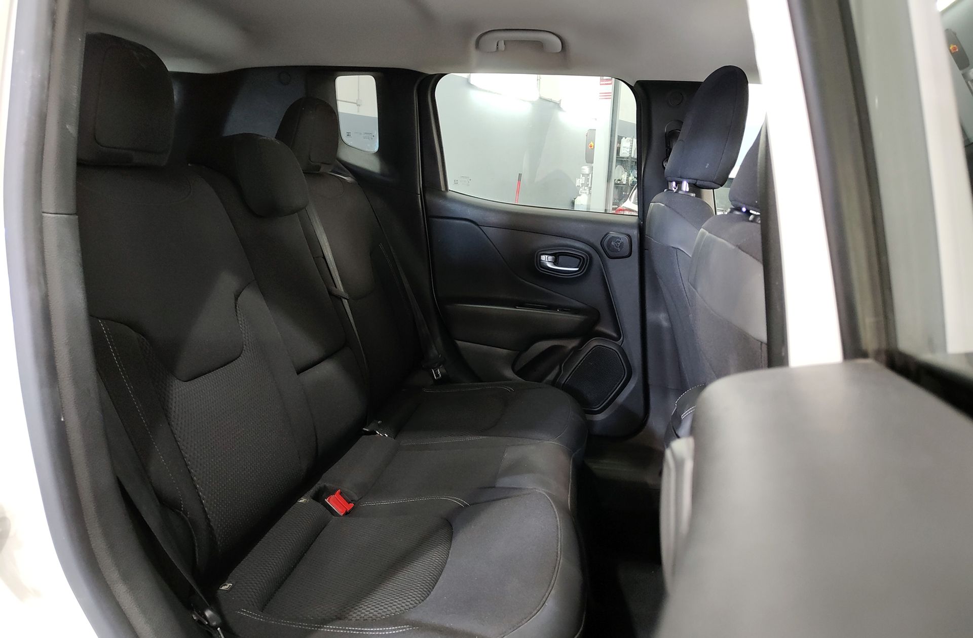 Jeep Renegade 1.3 PHEV S AWD - foto 18