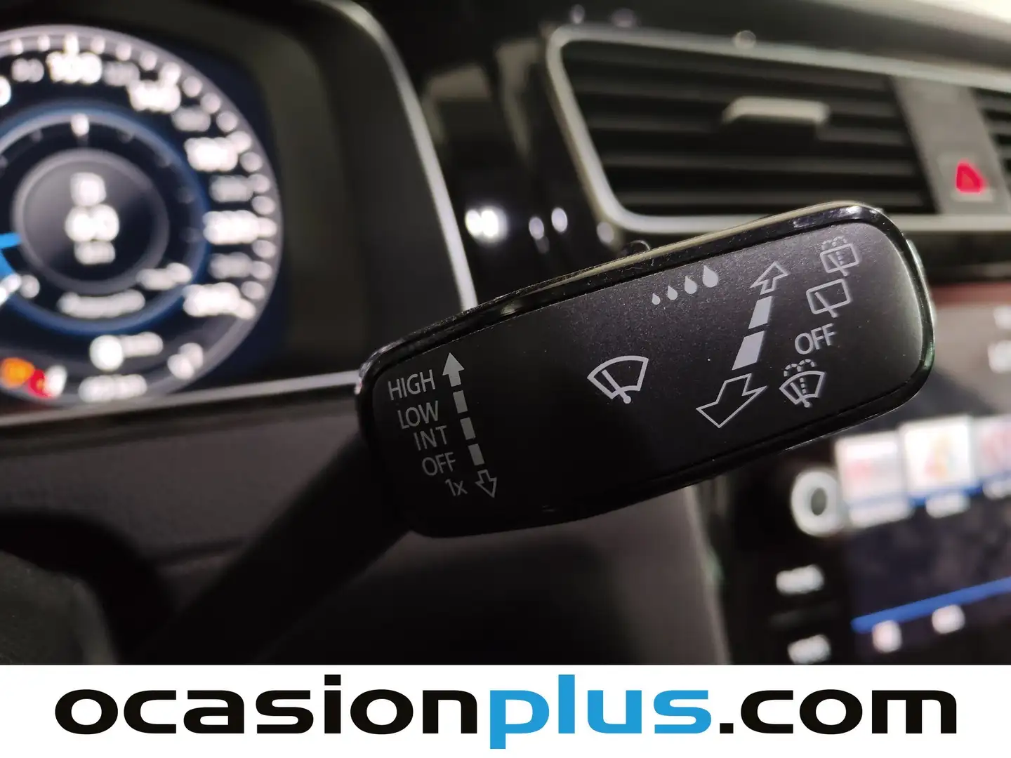 Foto Volkswagen Golf Volkswagen Golf Variant Variant Sport 1.5 TSI EVO (150 CV) DSG Pack R-LINE