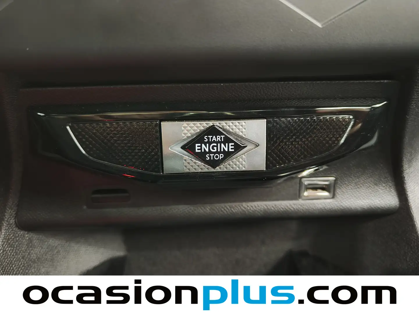 Foto DS DS 3 Crossback DS DS3 BlueHDi 130 Performance Line Auto (131 CV)