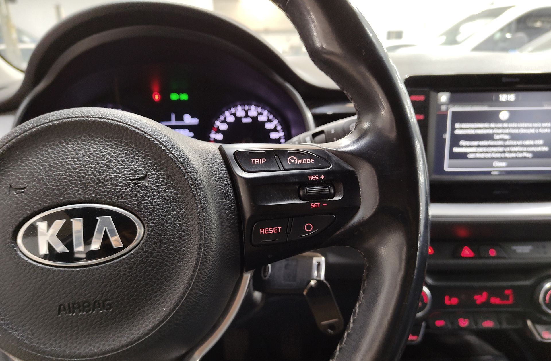 Kia Stonic 1.0 T-GDi Eco-Dynamic Drive - foto 27