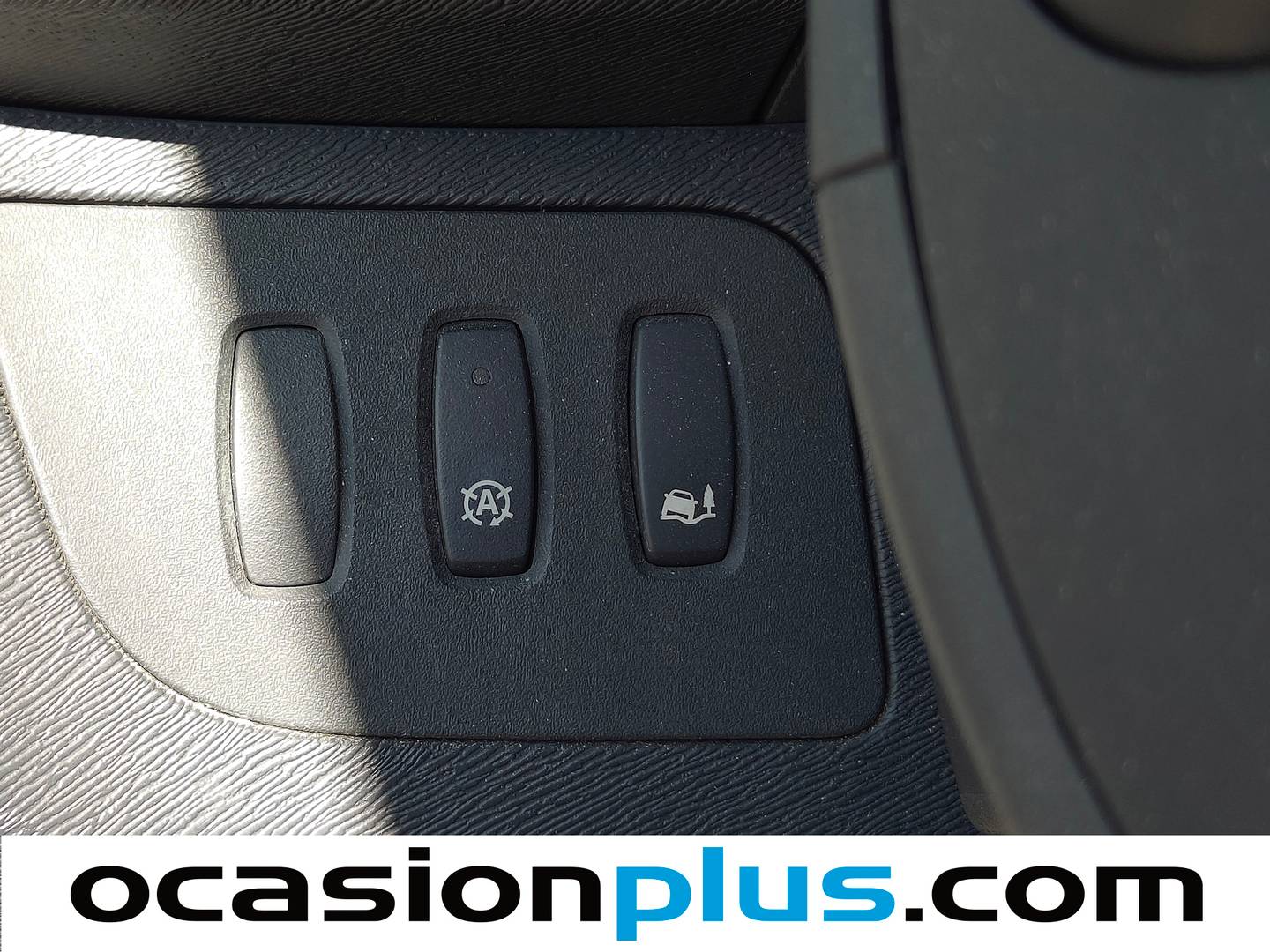 Equipamiento del Renault Kangoo Furgón Renault Kangoo Furgon Profesional dCi (75 CV)
