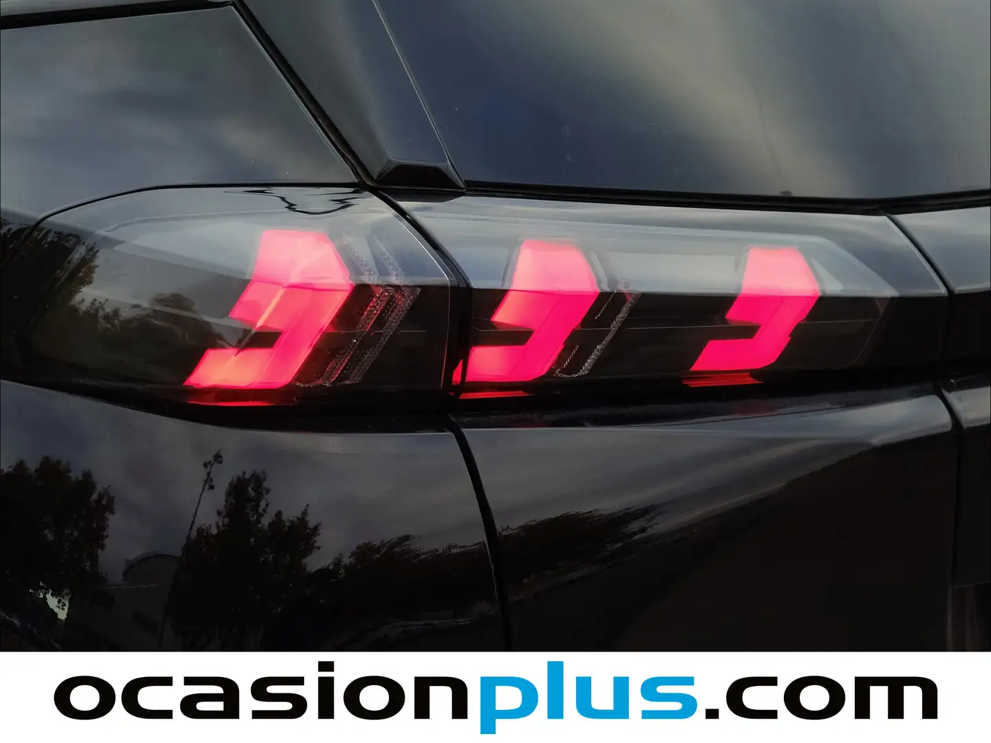 Foto Peugeot 2008 Peugeot 2008 PureTech 130 S&S Allure Pack EAT8 (130 CV)