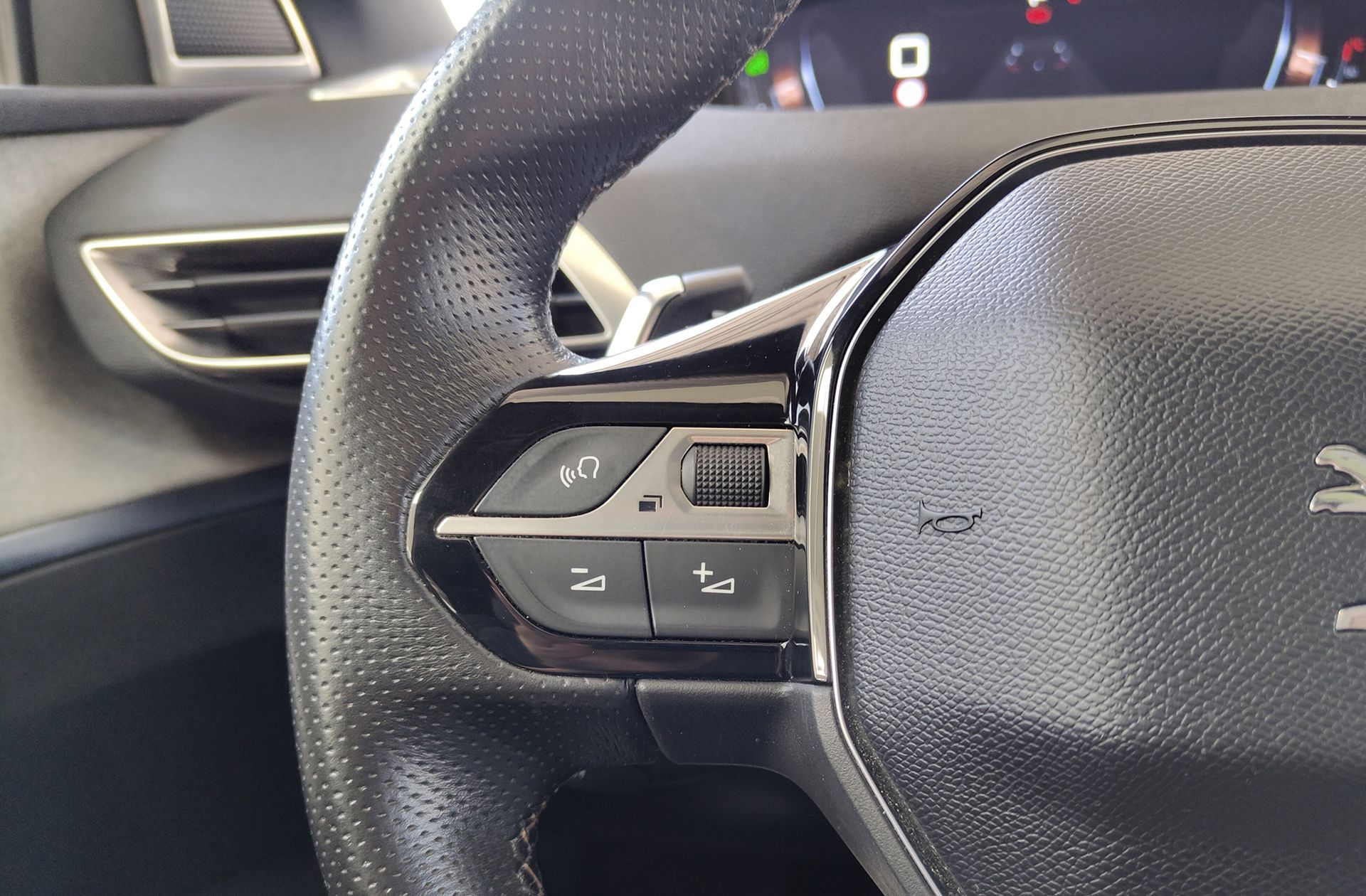 Peugeot 3008 BlueHDi 180 GT EAT6 - foto 41