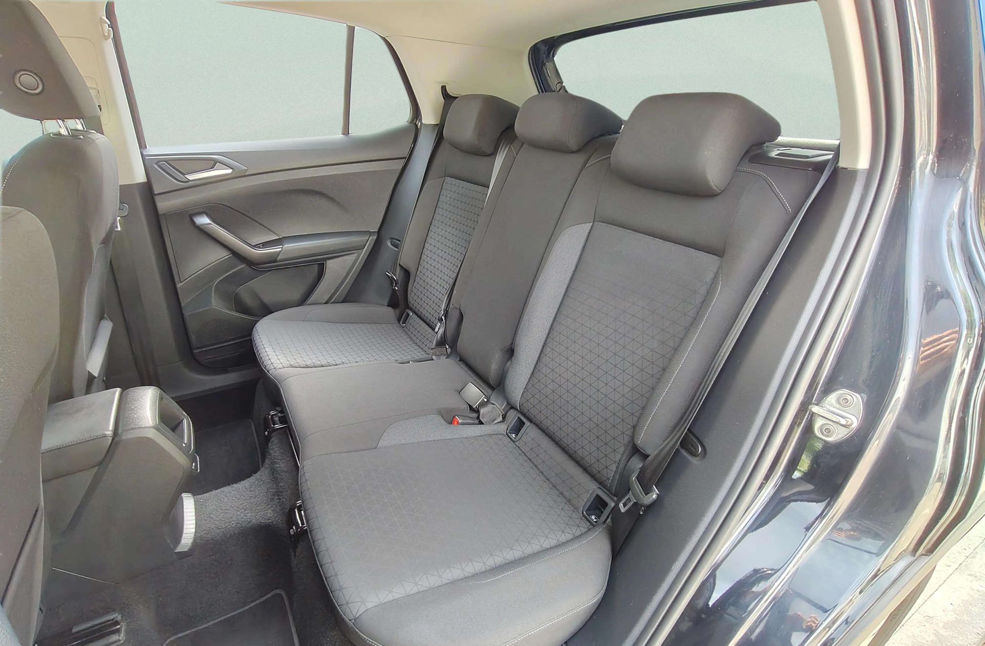 Volkswagen T-Cross Advance 1.0 TSI - foto 11